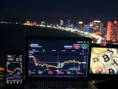 비트코인 9만 달러 턱걸이… ‘3조 달러 방어전’에 암호화폐 시장 패닉 확산